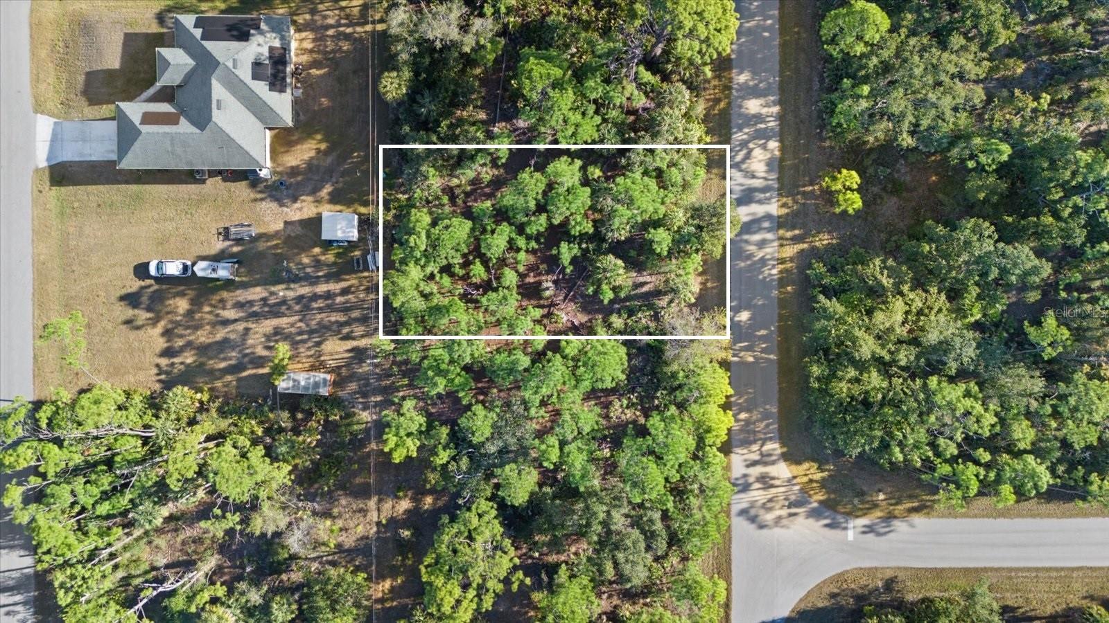 15074 Cannell Ln Property Photo 2