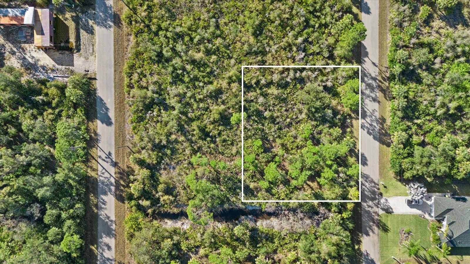 14113 Hydrangea Ave Property Photo 2