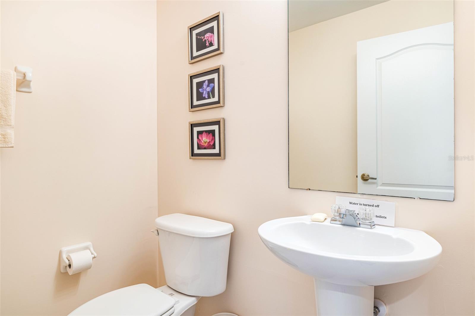 14815 Laguna Dr #702 Property Photo 38