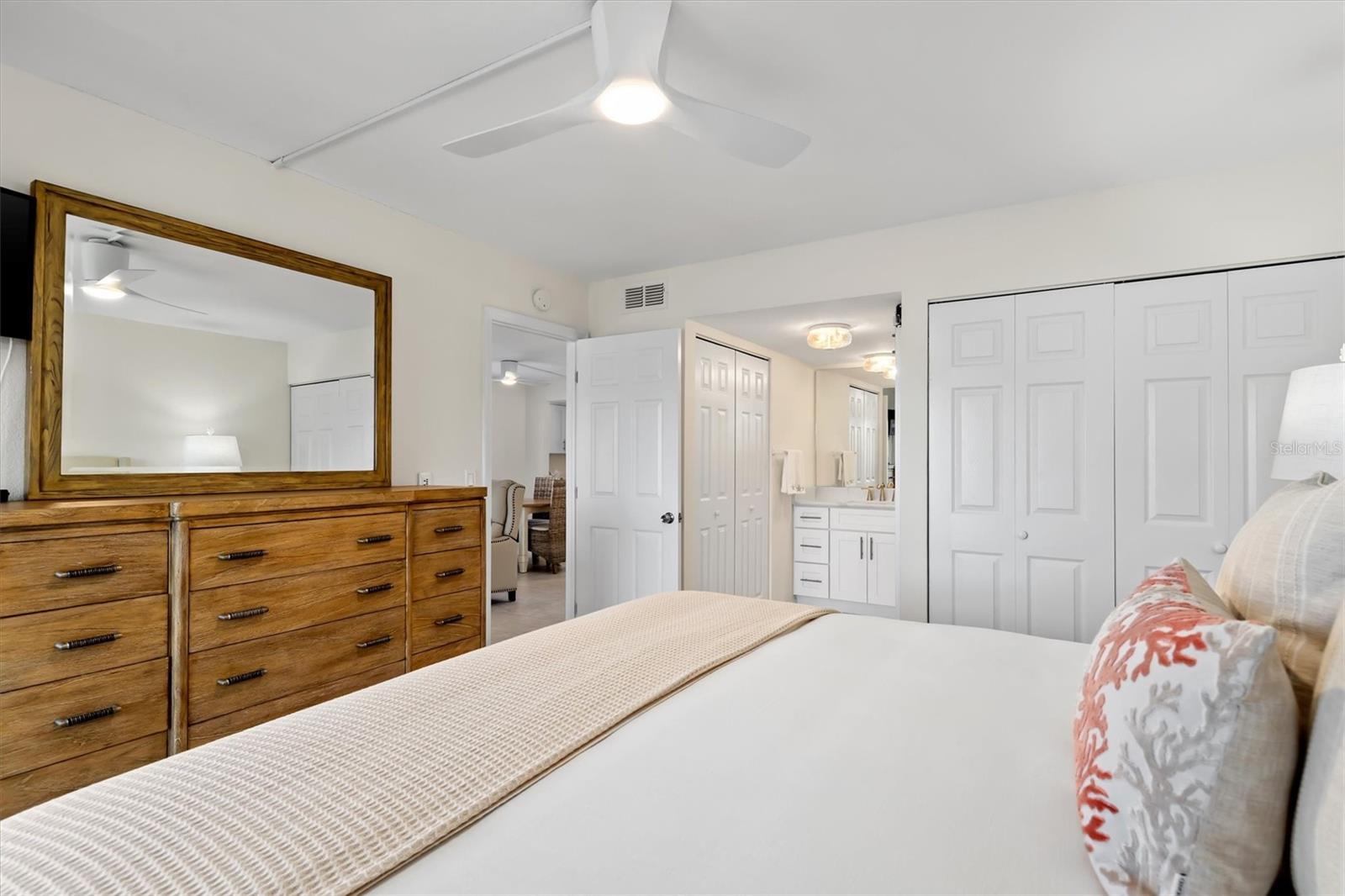 1345 Mediterranean Dr #a105 Property Photo 13