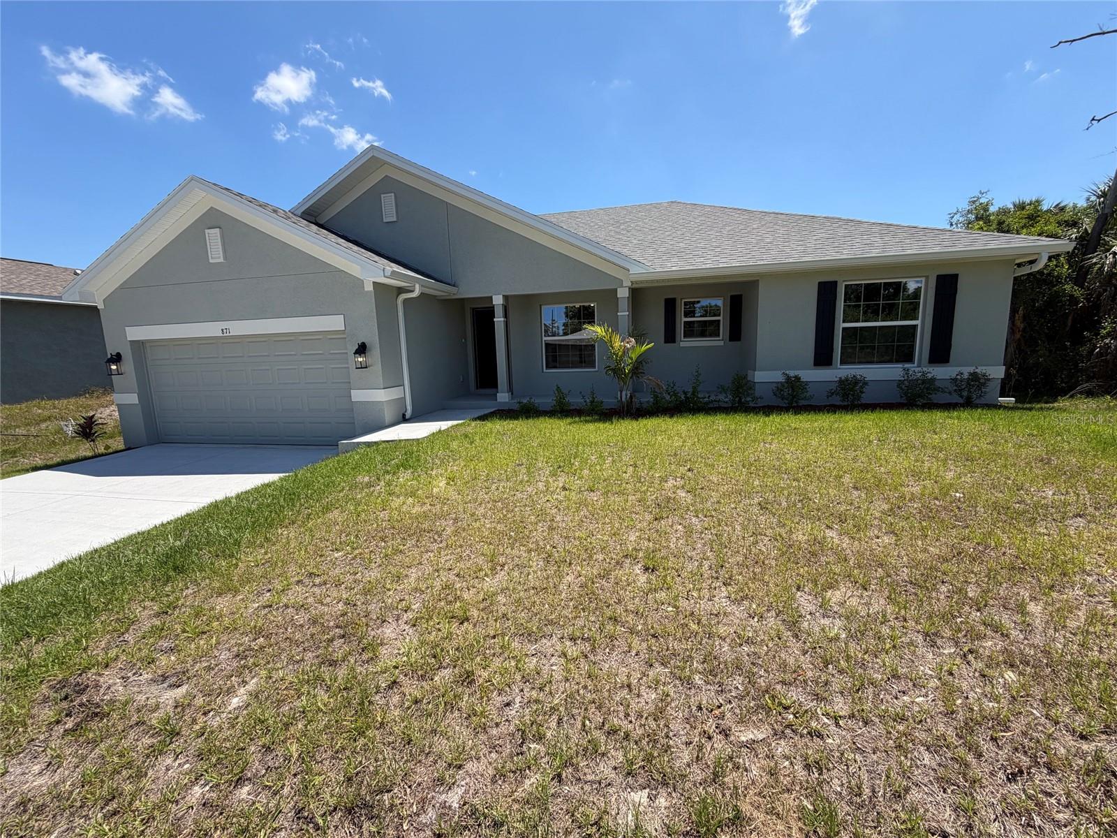 871 Red Bay St Property Photo 3