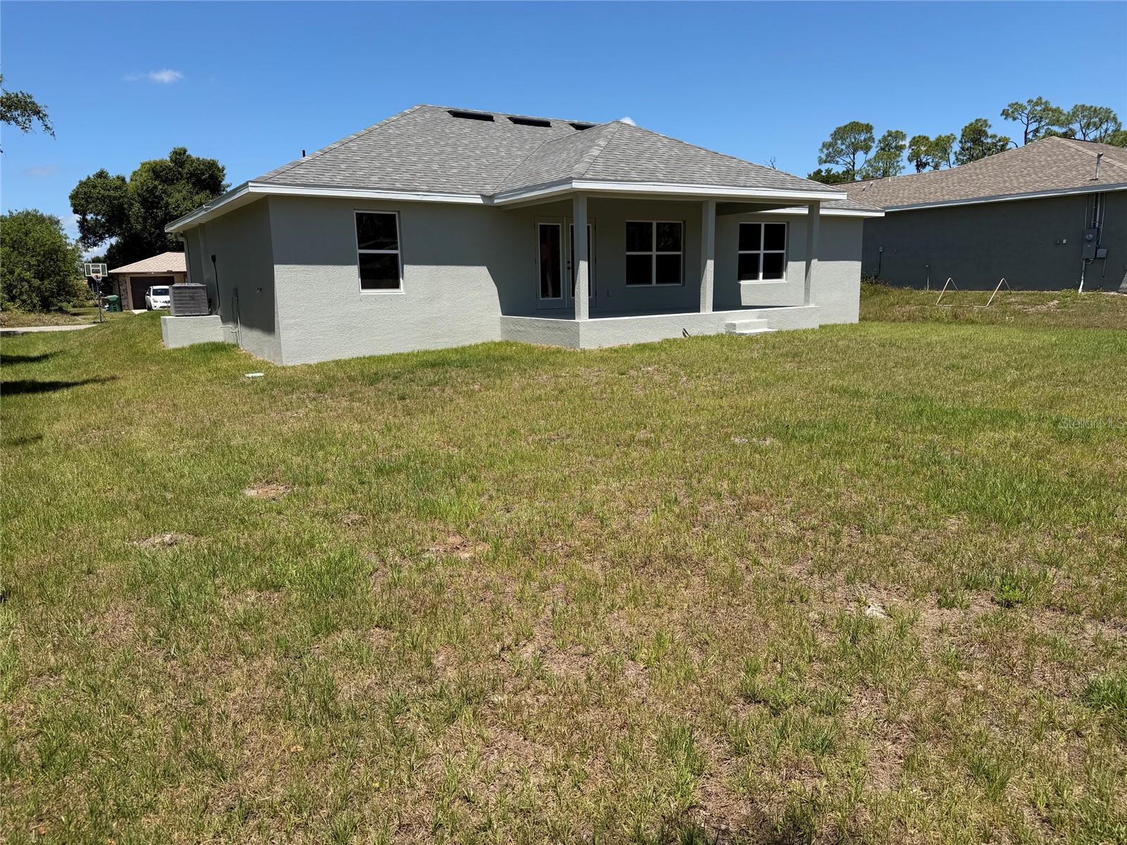 871 Red Bay St Property Photo 11