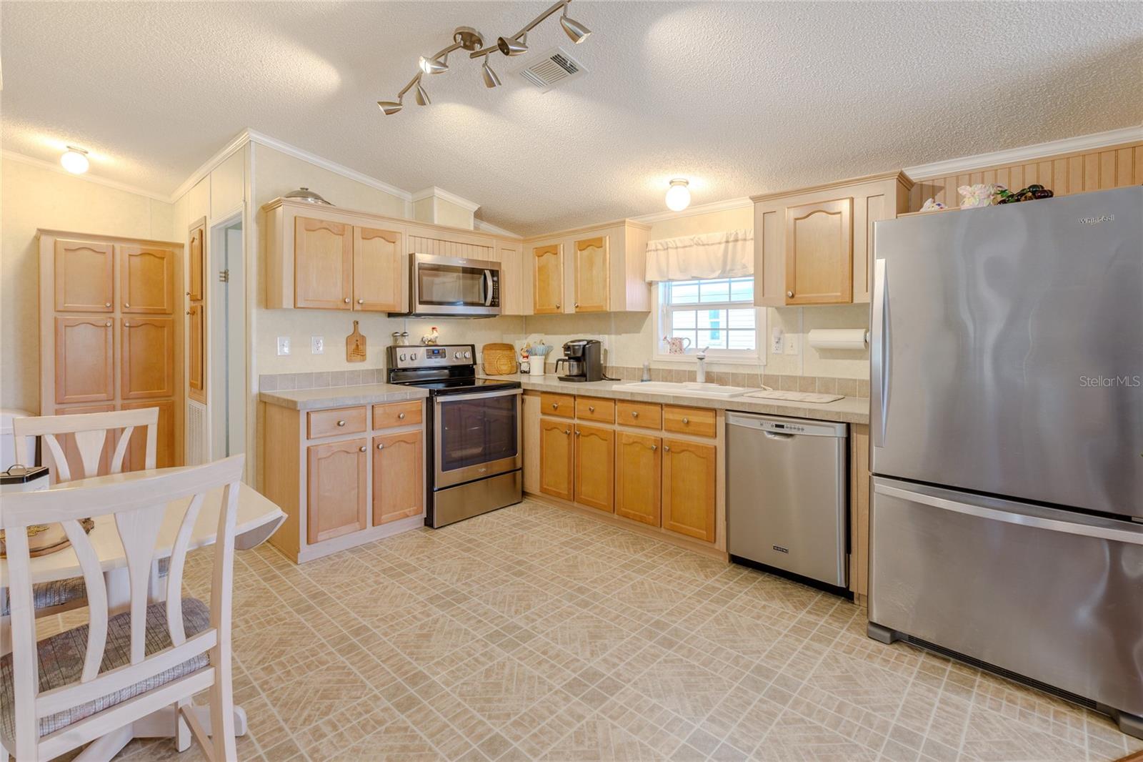 2100 Kings Hwy #1006 Property Photo 7