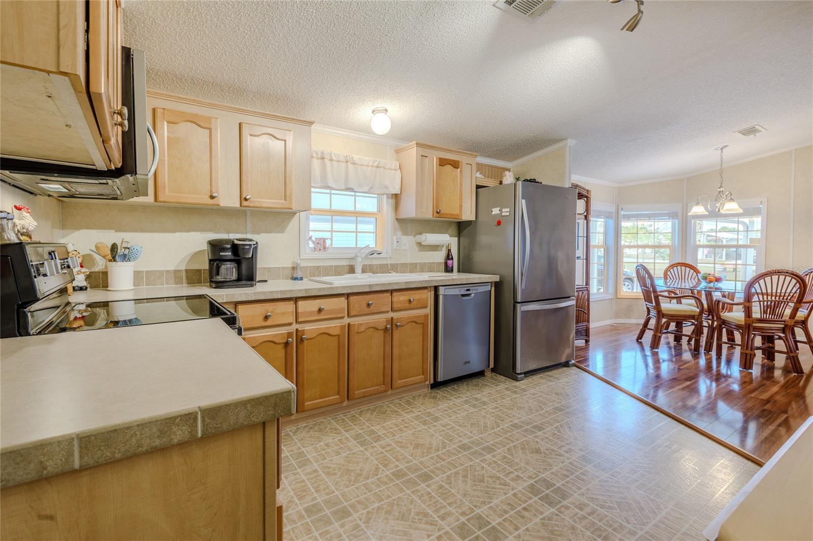 2100 Kings Hwy #1006 Property Photo 10