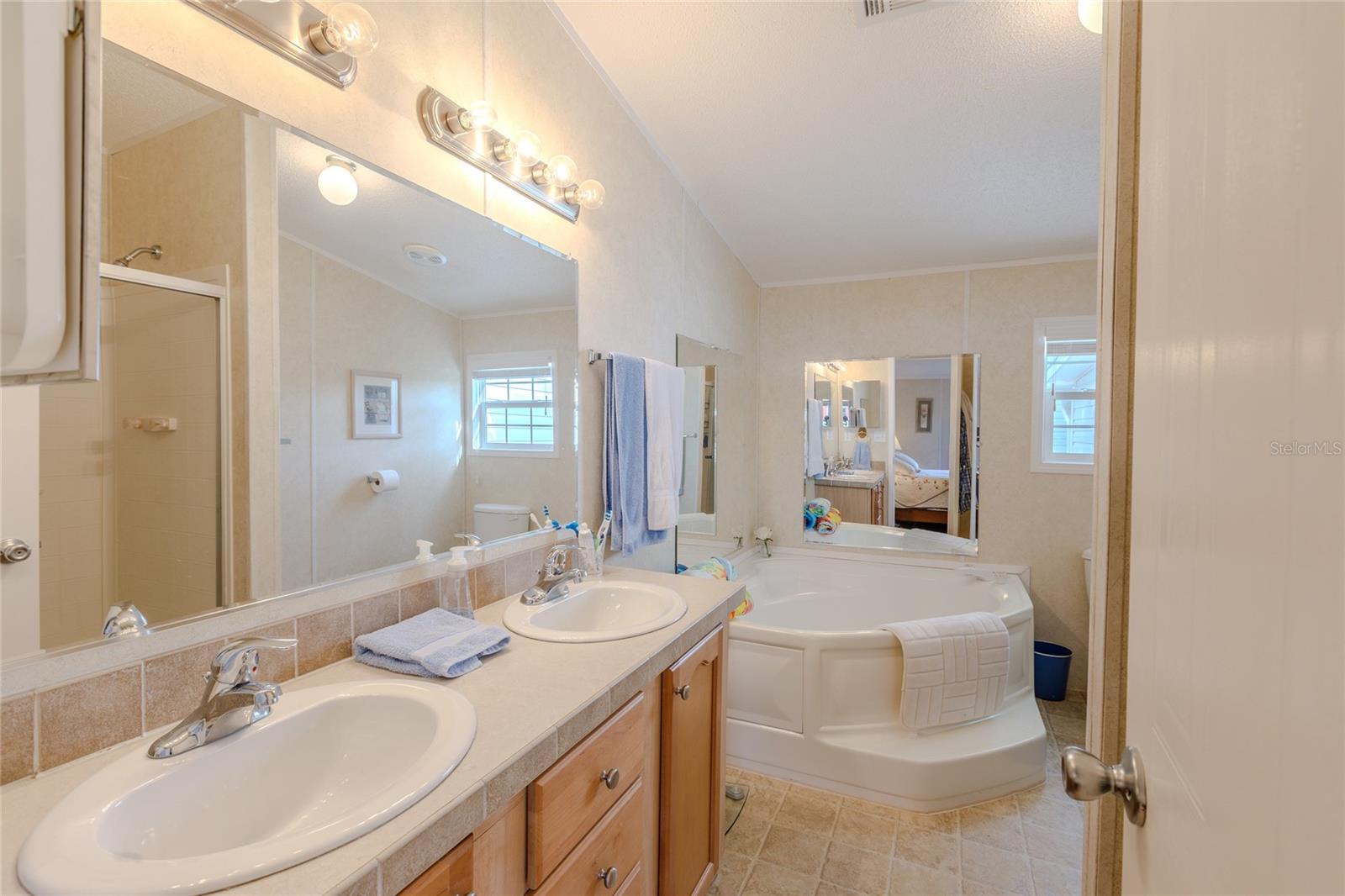 2100 Kings Hwy #1006 Property Photo 15