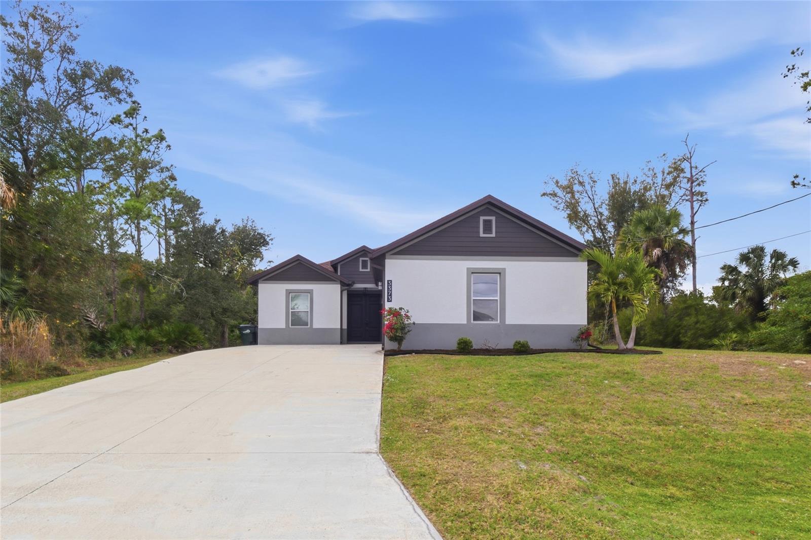 3373 Eagle Pass St Property Photo 2