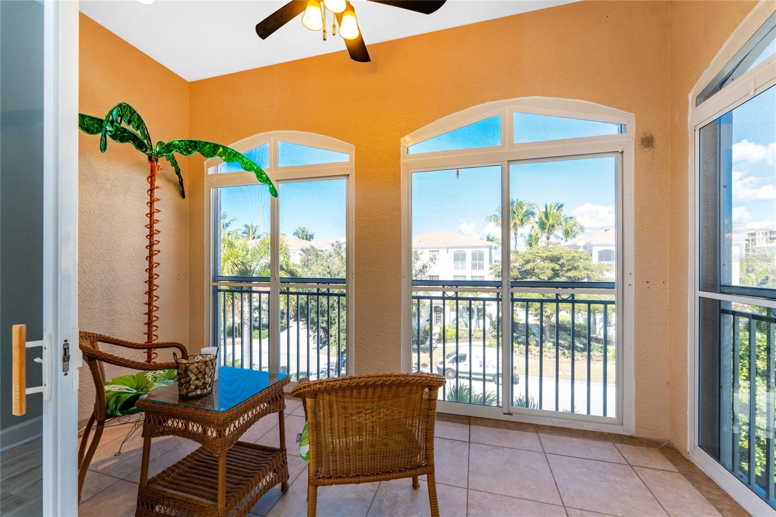 3464 Sunset Key Cir #103 Property Photo 11