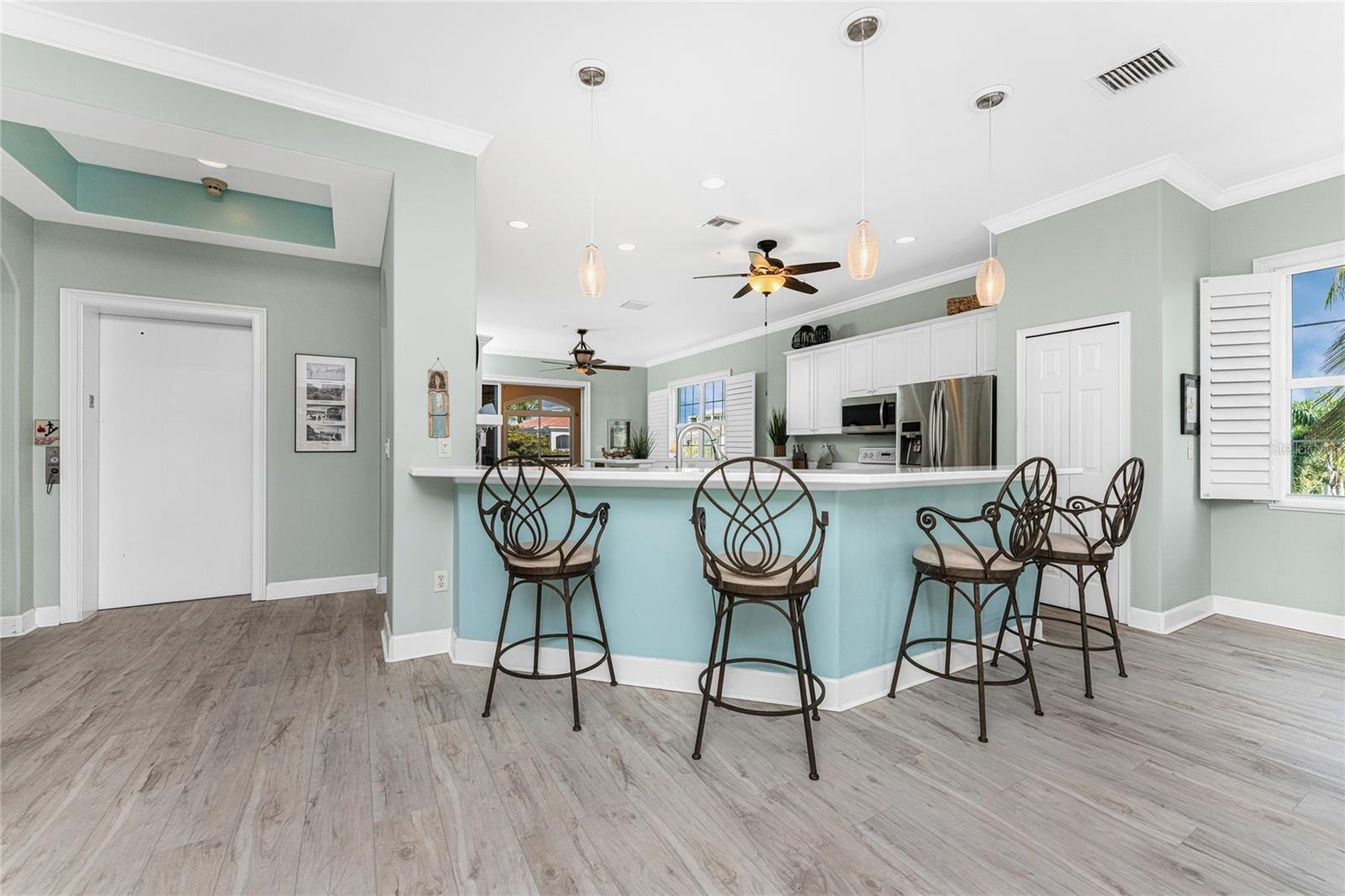 3464 Sunset Key Cir #103 Property Photo 16