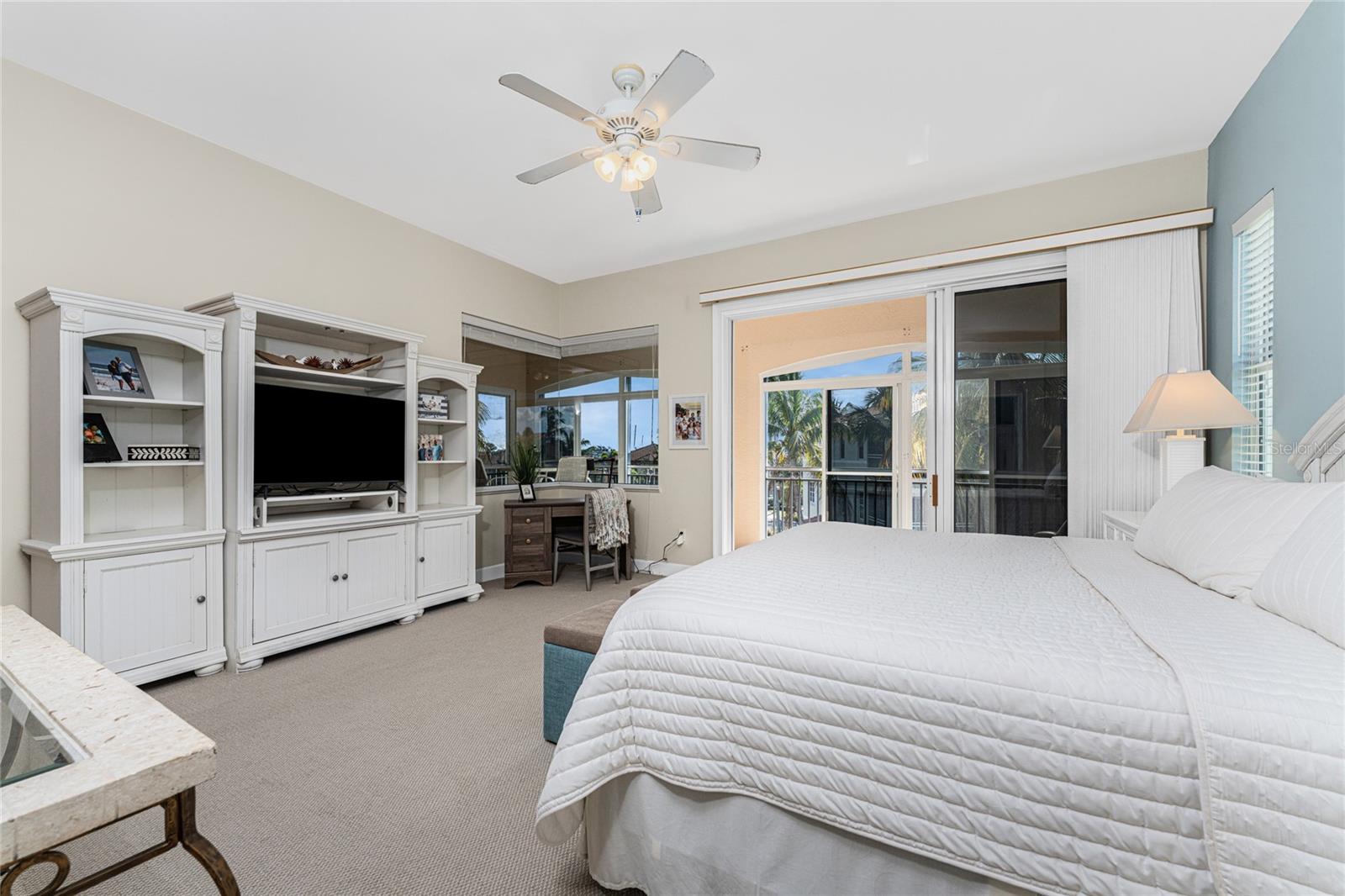 3464 Sunset Key Cir #103 Property Photo 32
