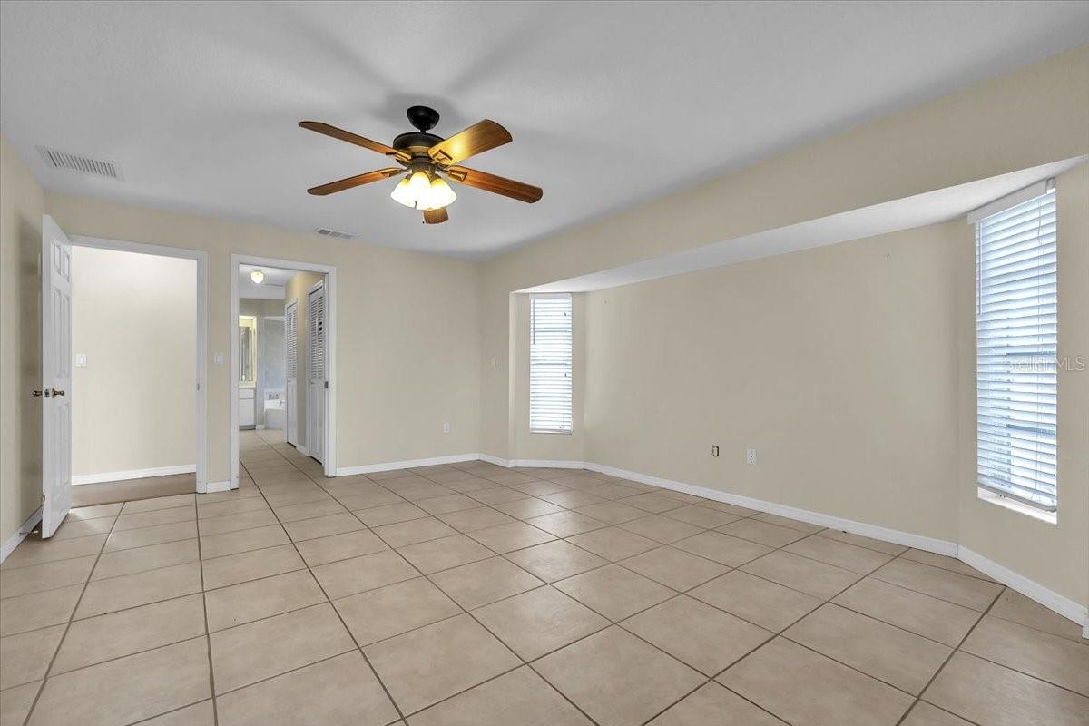 272 Broadmoor Ln Property Photo 32