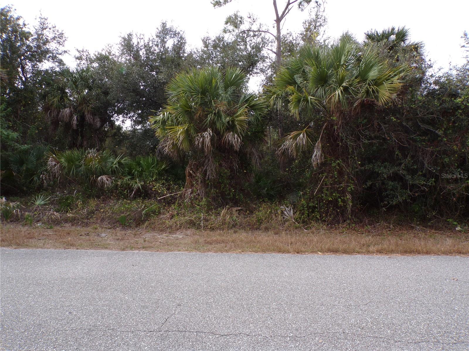 Enid Ln Property Photo 1