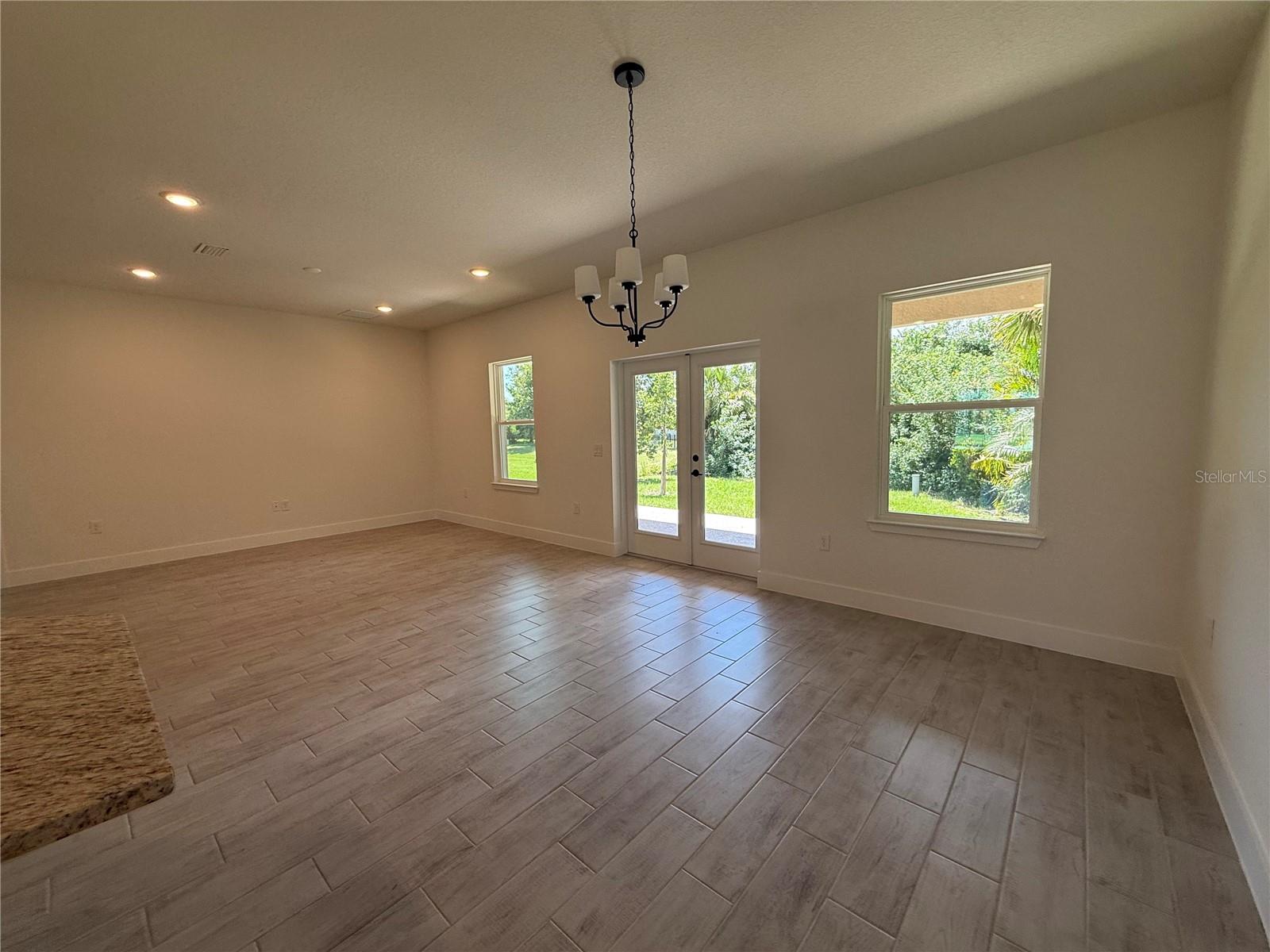453 San Ambrosio St Property Photo 12