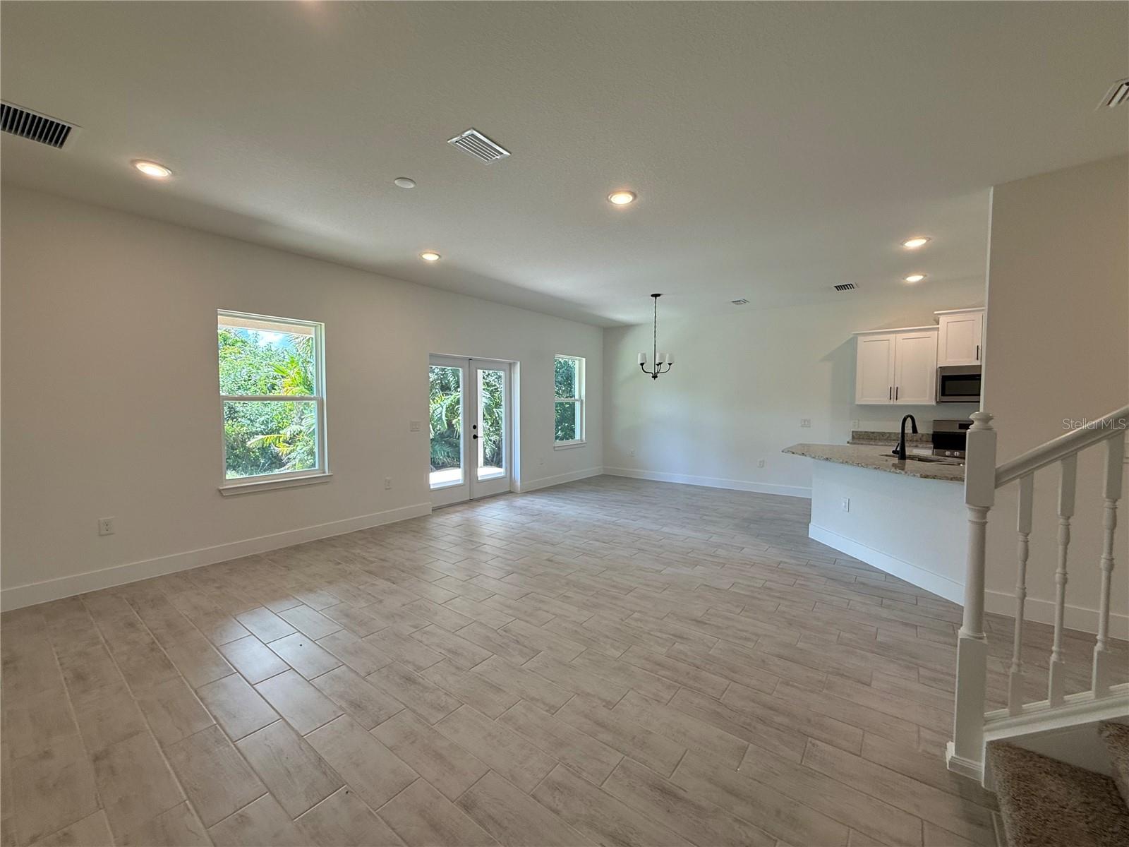 453 San Ambrosio St Property Photo 14