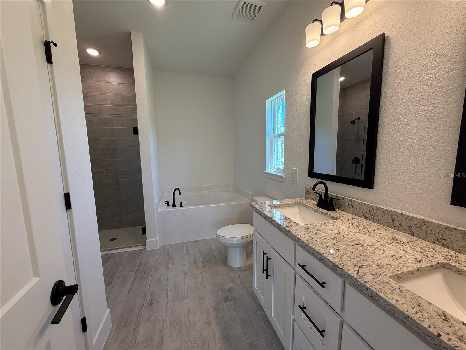 453 San Ambrosio St Property Photo 19