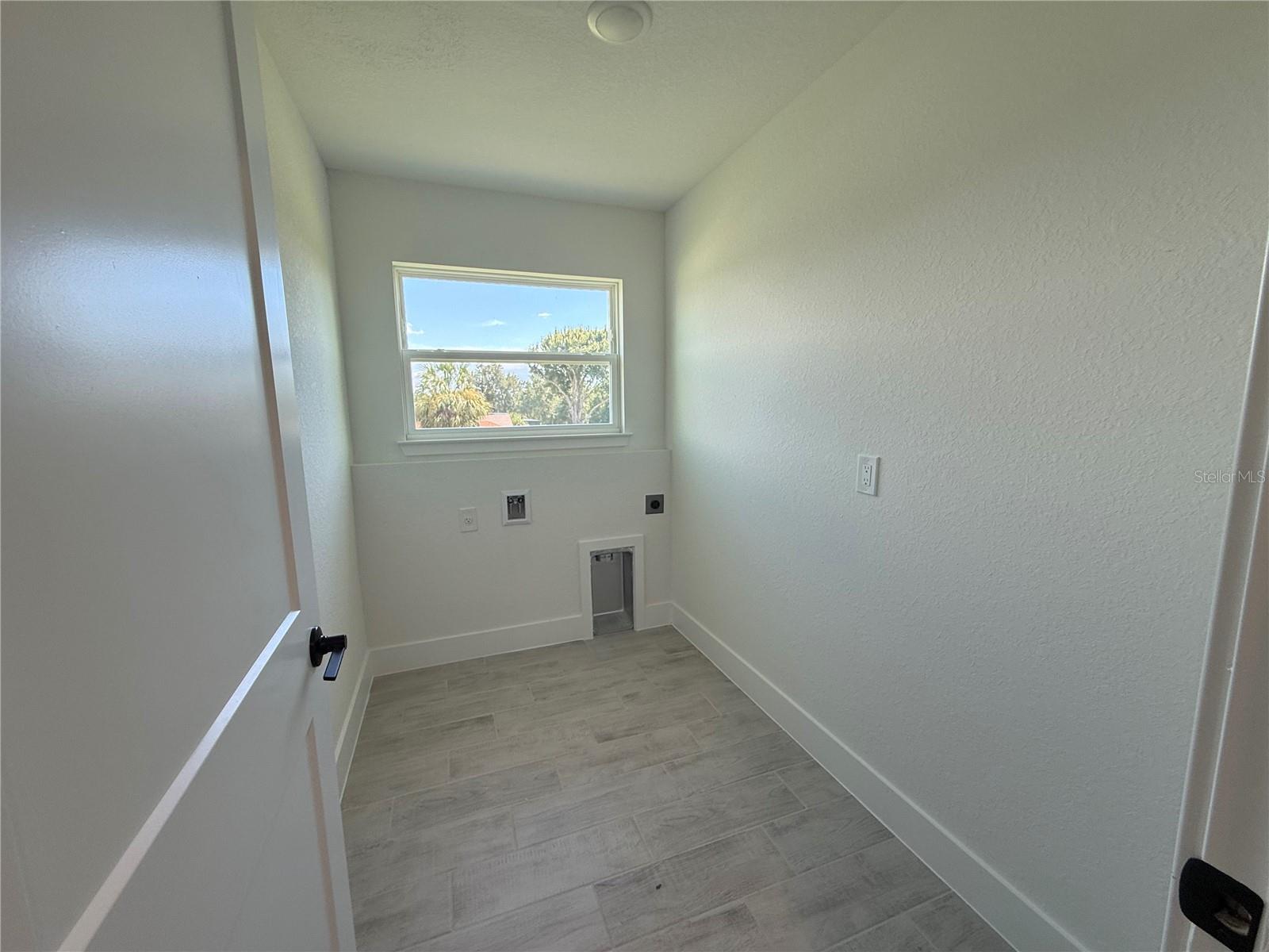 453 San Ambrosio St Property Photo 25