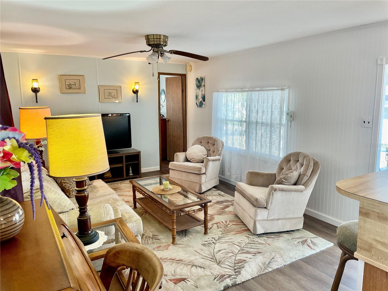 6452 Fleetwood Ct Property Photo 10