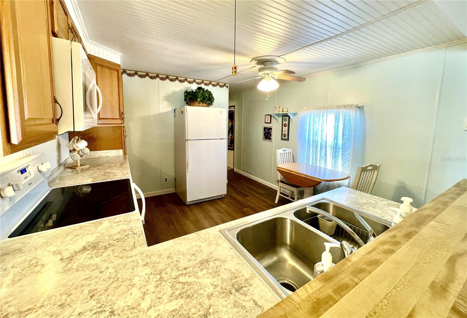 6452 Fleetwood Ct Property Photo 17