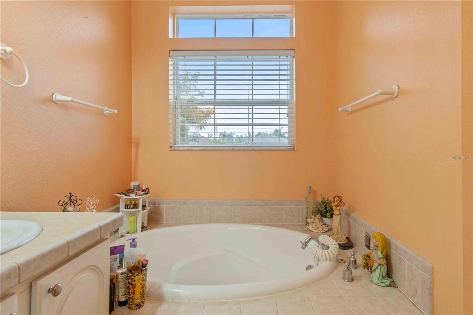 8632 Lake Front Ct Property Photo 40