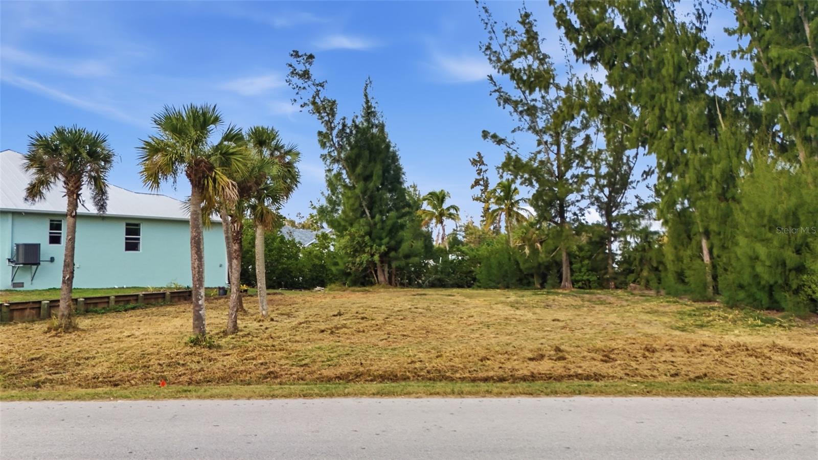 3925 Magnolia Way Property Photo 1