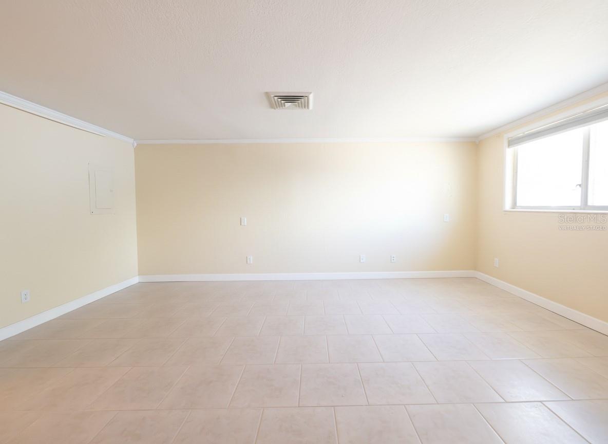 410 W Charlotte Ave Property Photo 22