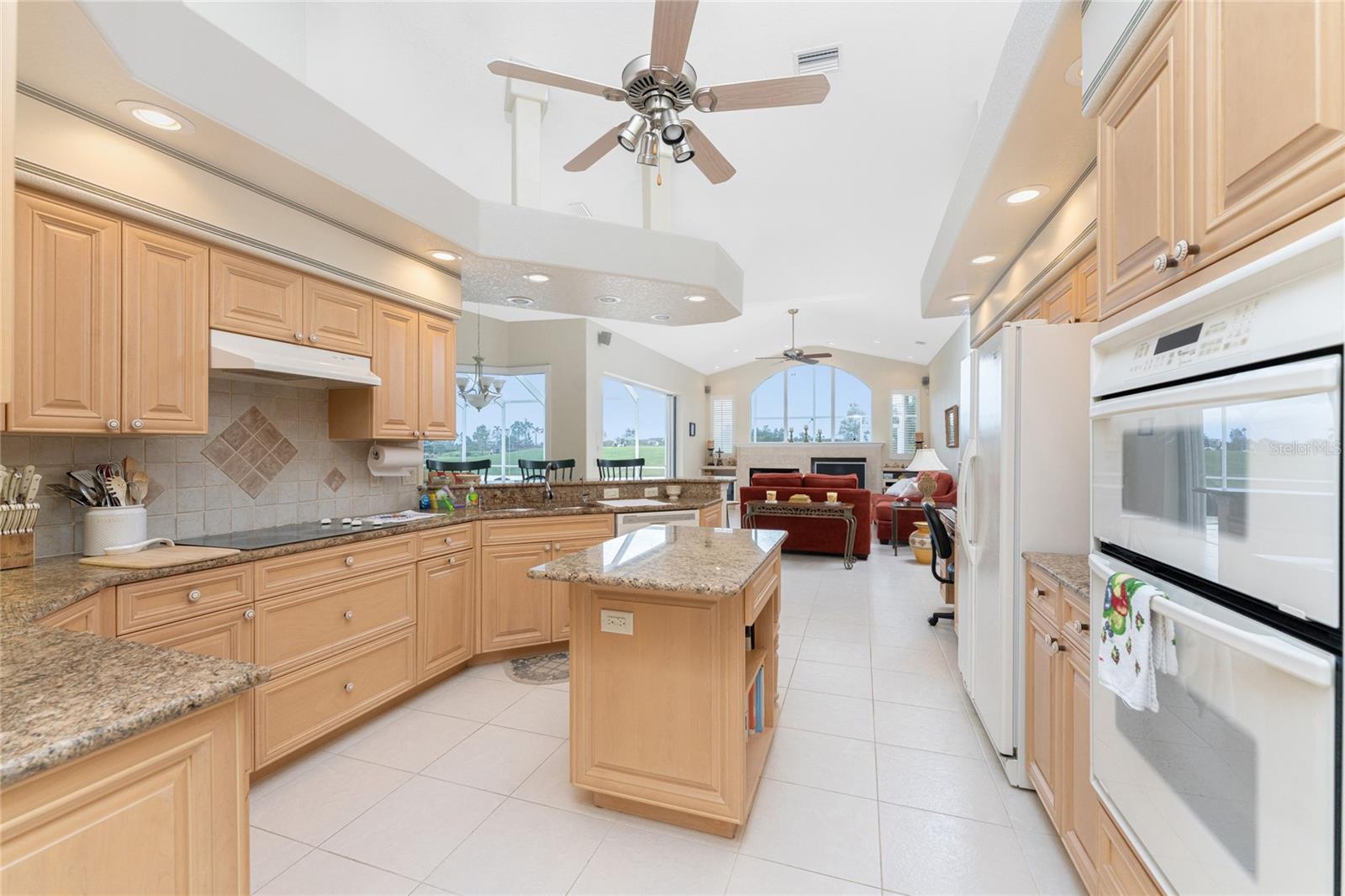 12109 Sw Kingsway Cir Property Photo 25