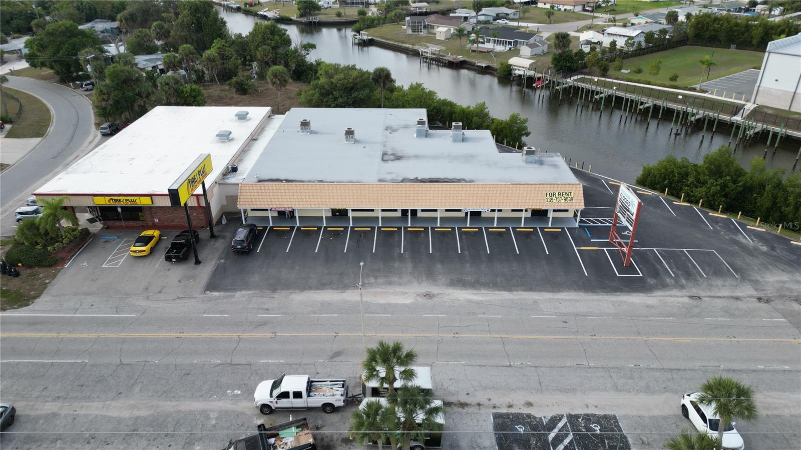 3527 Tamiami Trl #e Property Photo 9