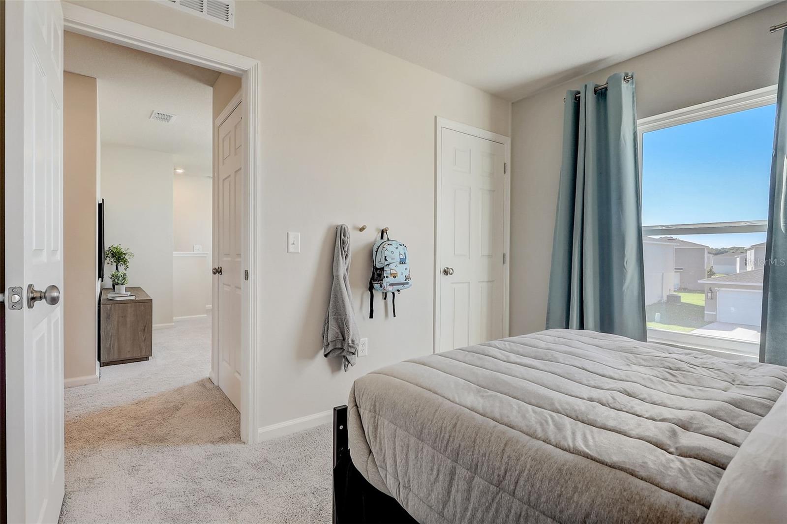 2060 Golden Beak Dr Property Photo 23