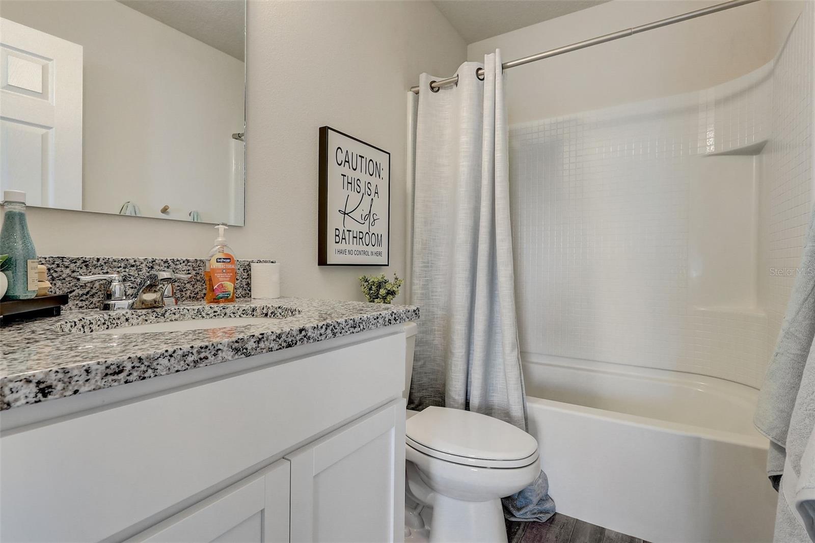 2060 Golden Beak Dr Property Photo 26