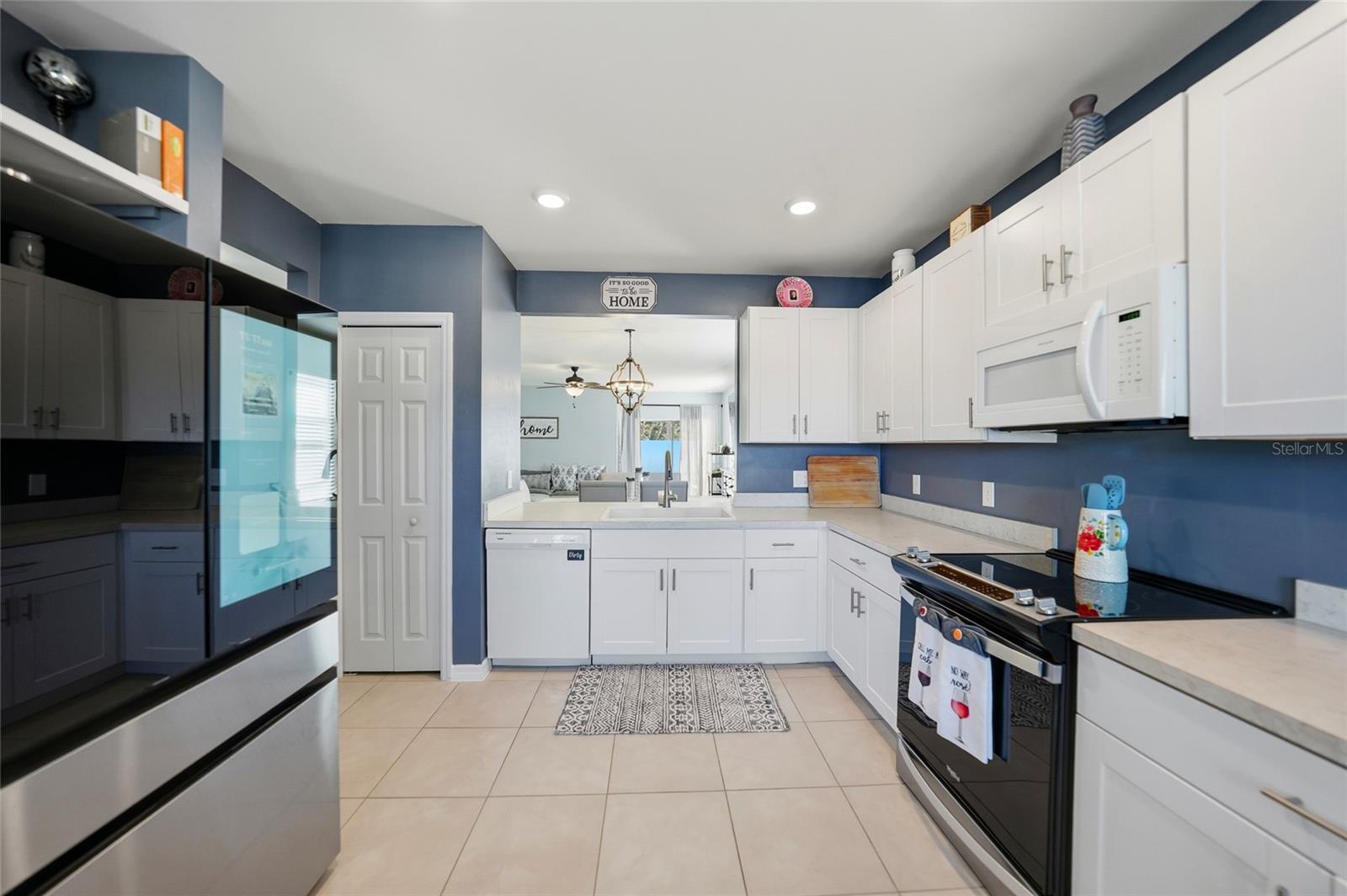27980 Arrowhead Cir Property Photo 7