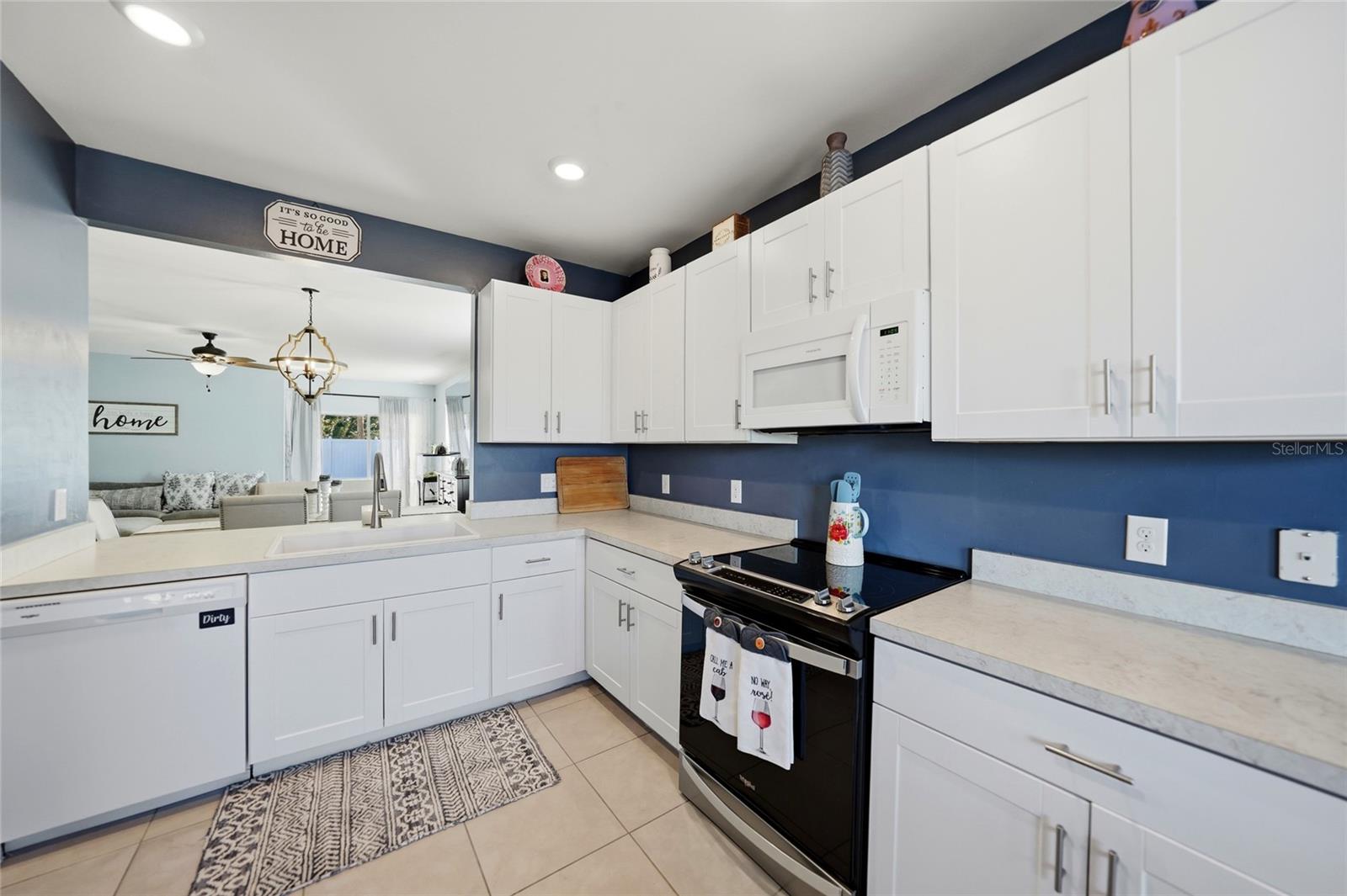 27980 Arrowhead Cir Property Photo 9