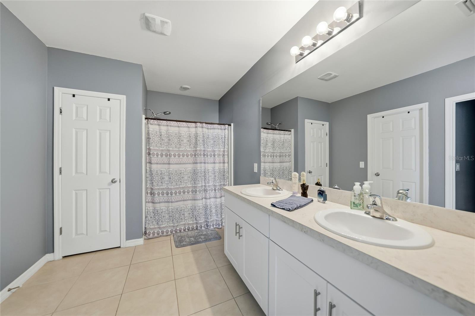 27980 Arrowhead Cir Property Photo 18