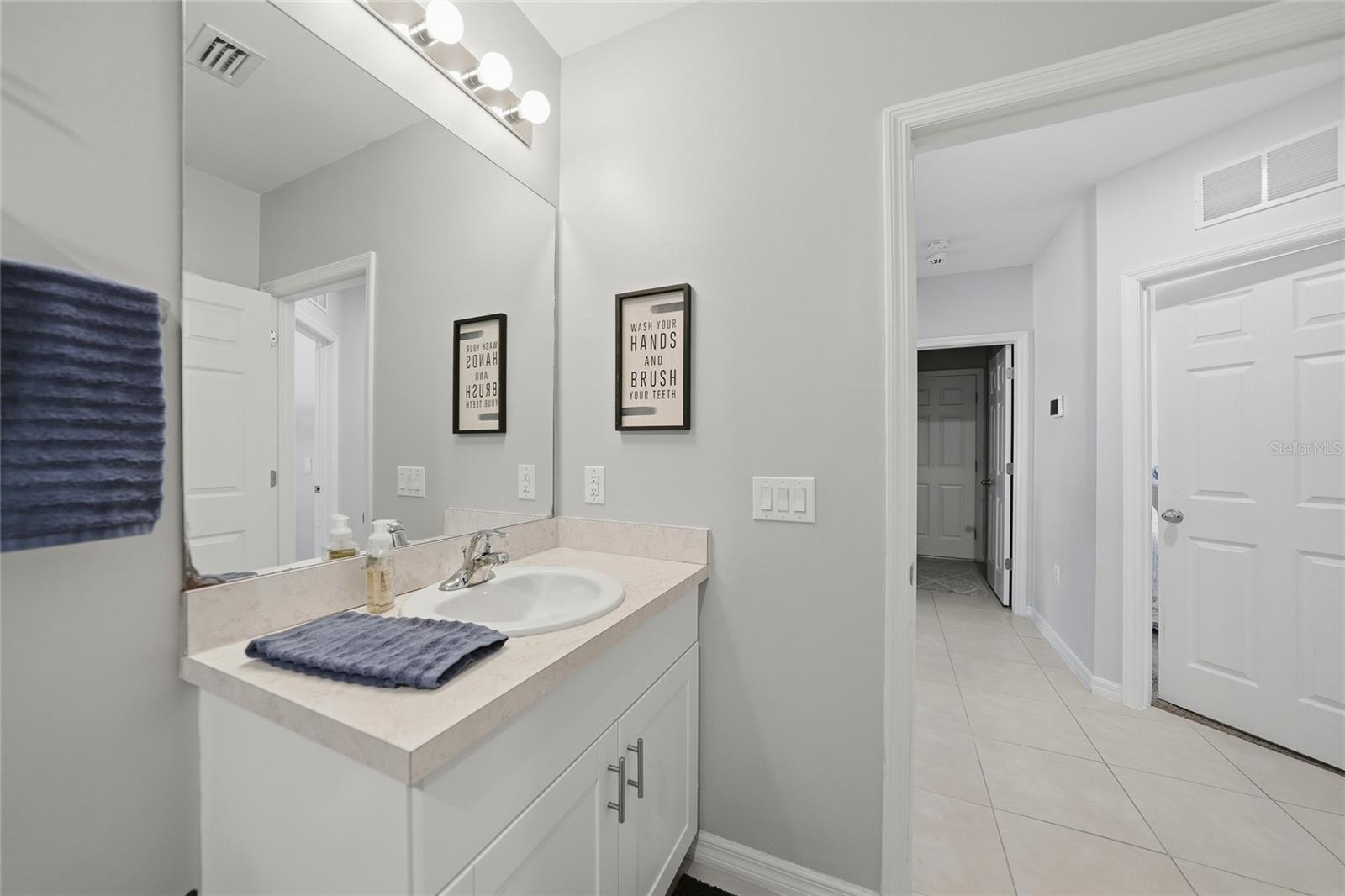 27980 Arrowhead Cir Property Photo 24