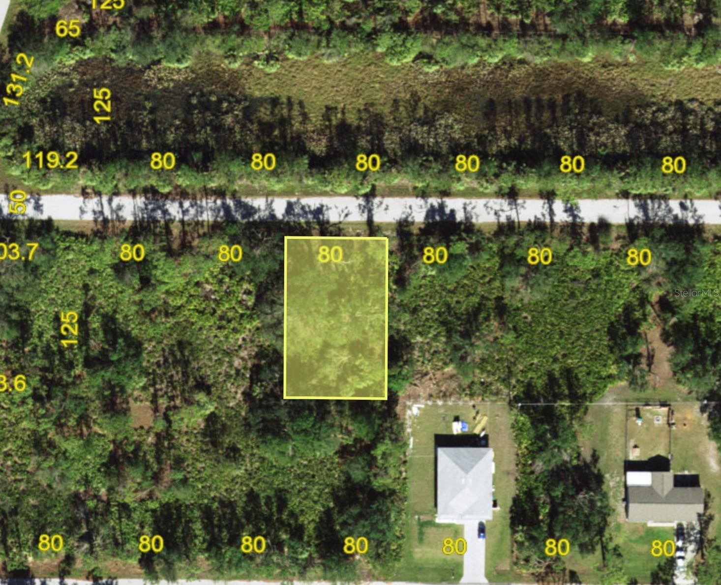 23469 Winthrob Ave Property Photo 2