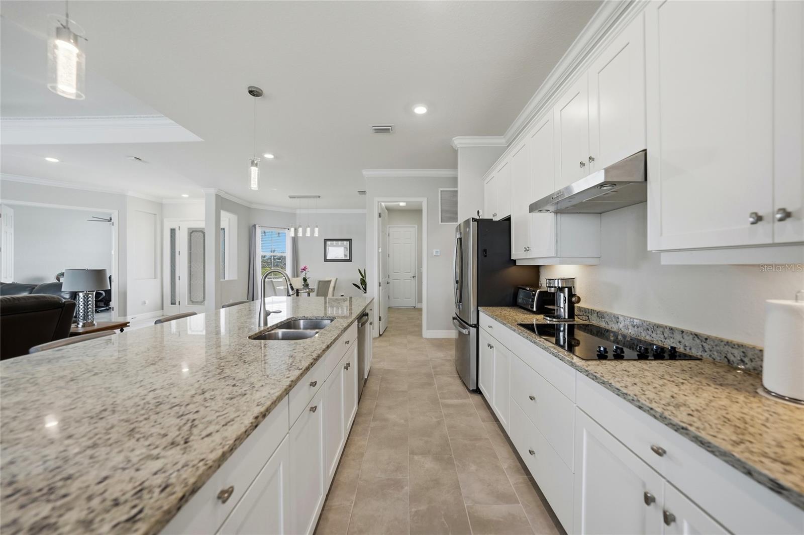 15240 Spanish Point Dr Property Photo 14