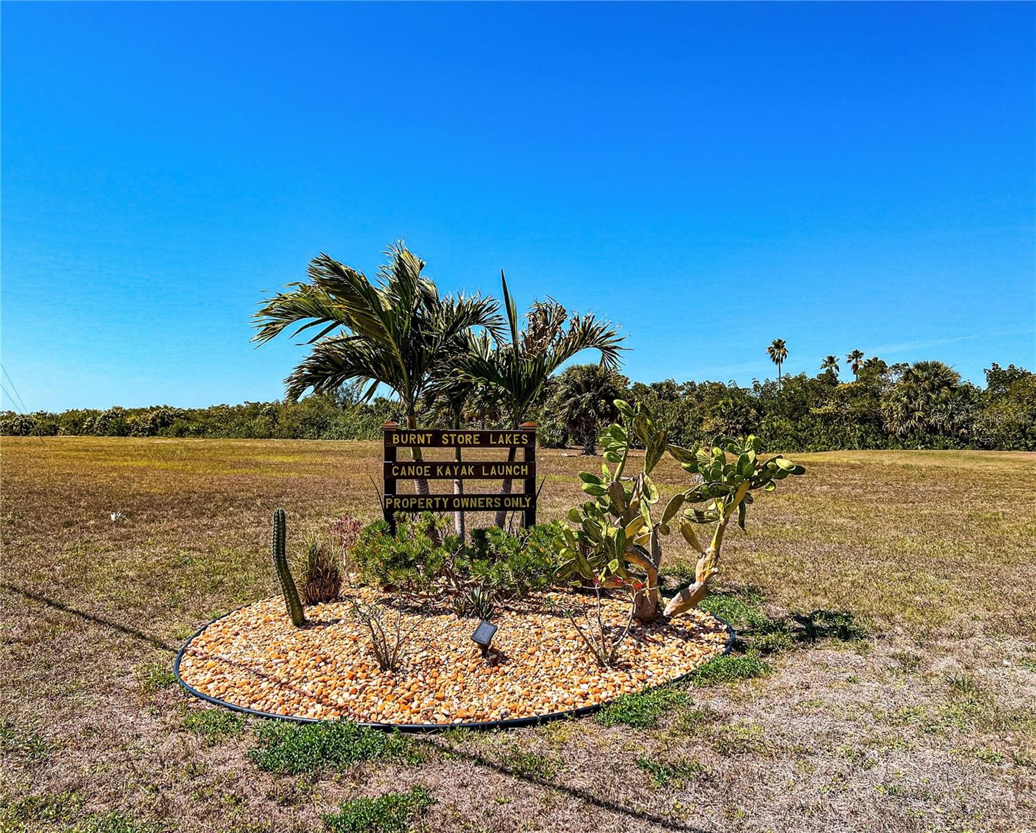 17283 Carroway Ln Property Photo 9