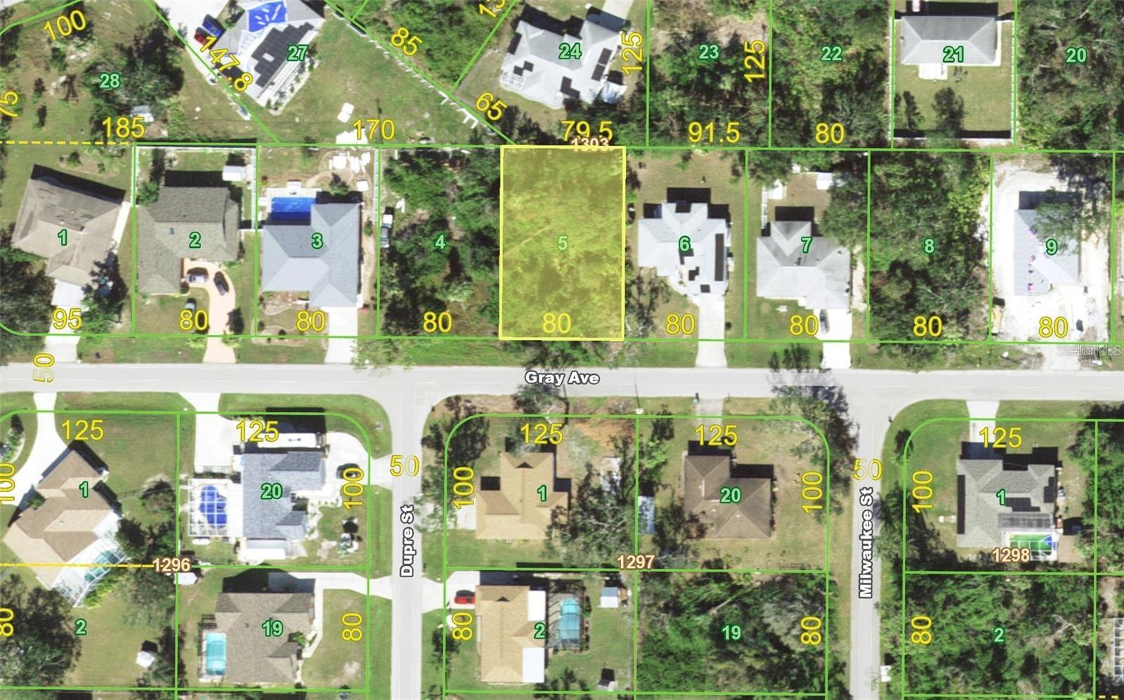 23072 Gray Ave Property Photo 2