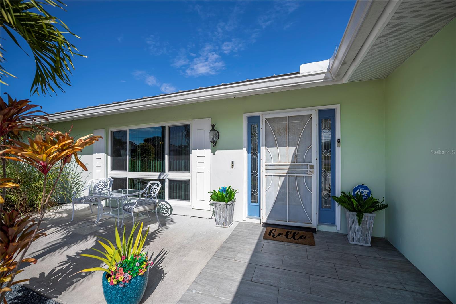 1354 Aqui Esta Dr Property Photo 3