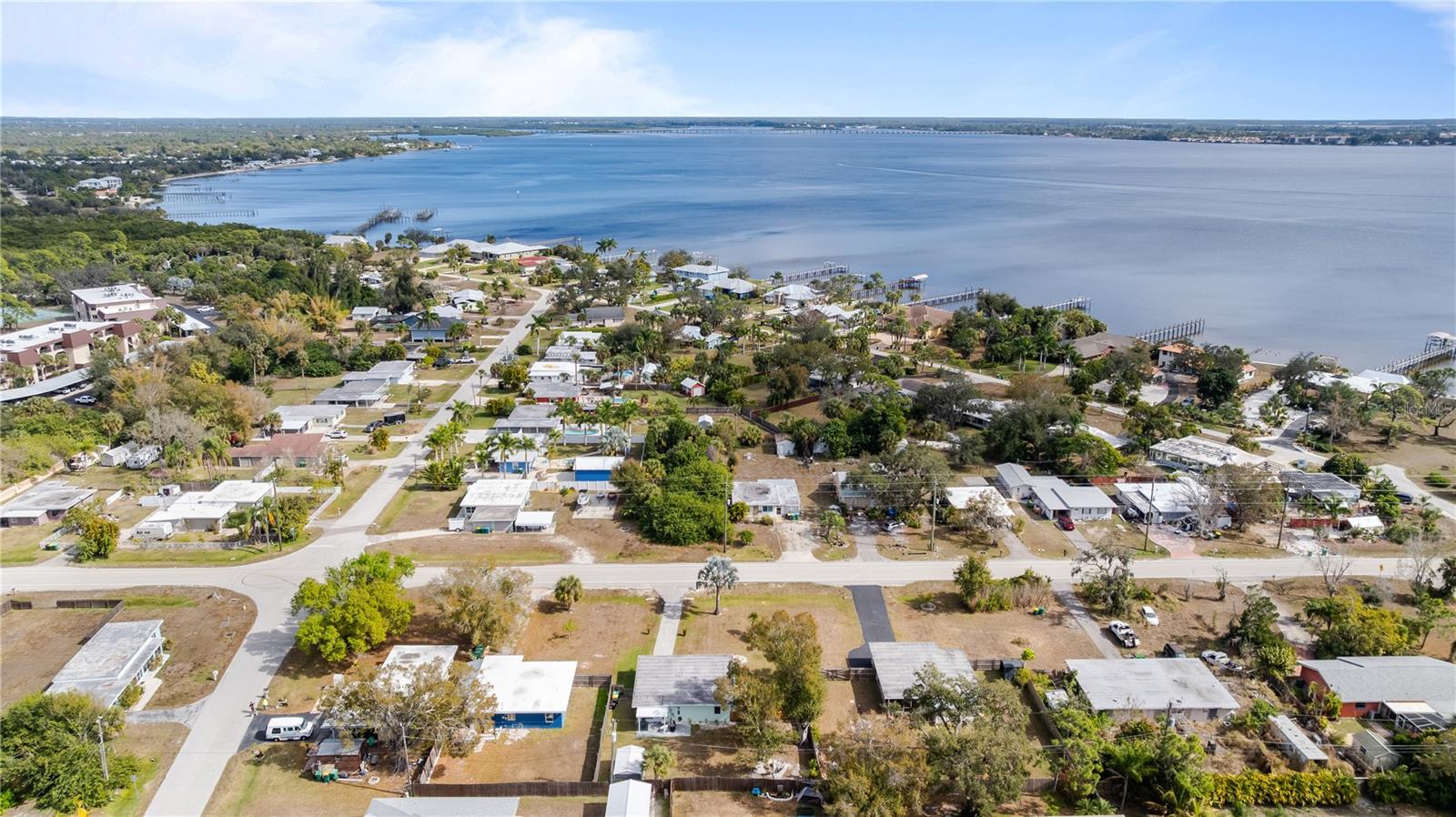 4419 Melbourne St Property Photo 10