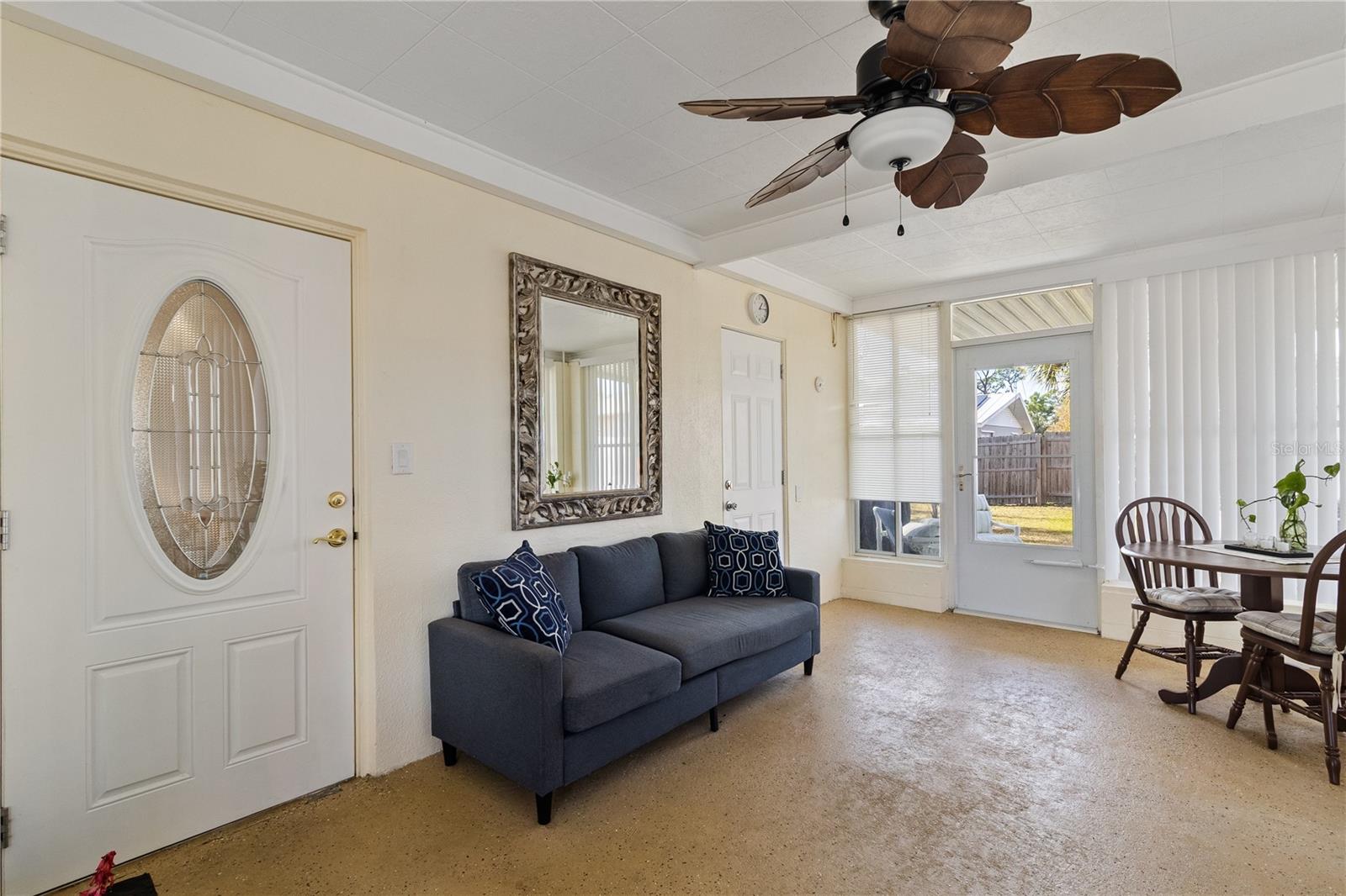 4419 Melbourne St Property Photo 29