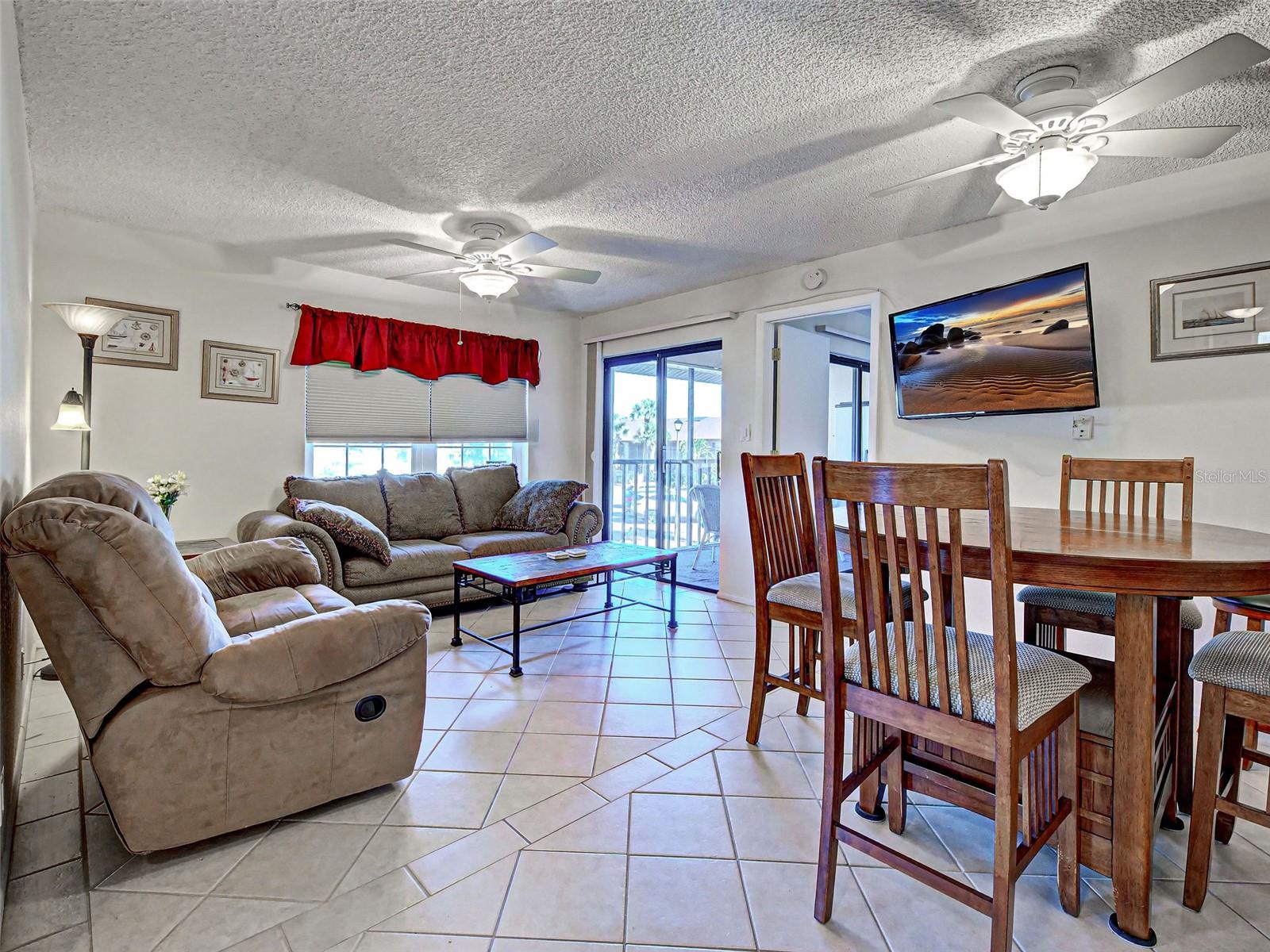 19505 Quesada Ave #ee202 Property Photo 3