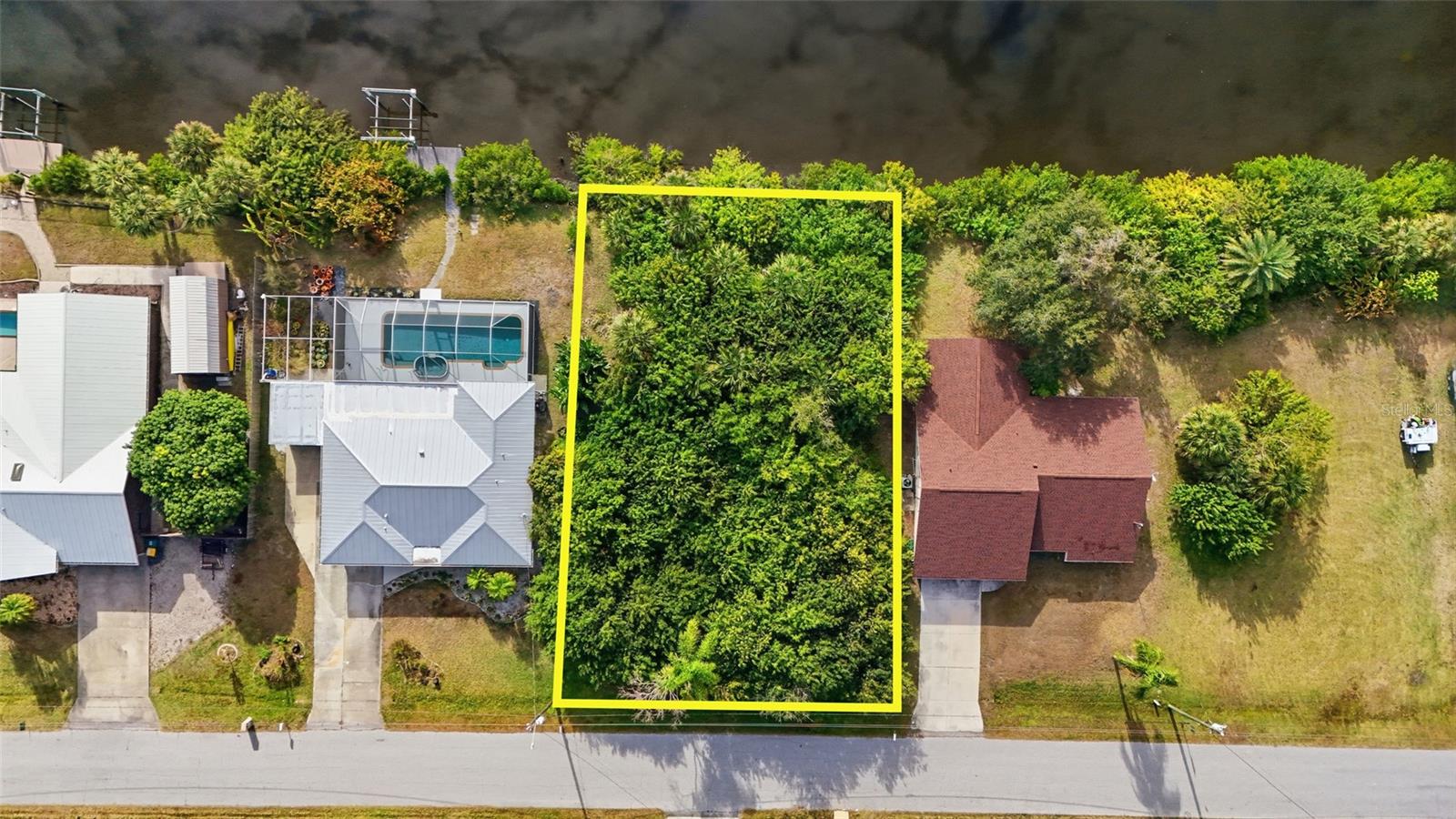 12309 Mitchell Ter Property Photo 3