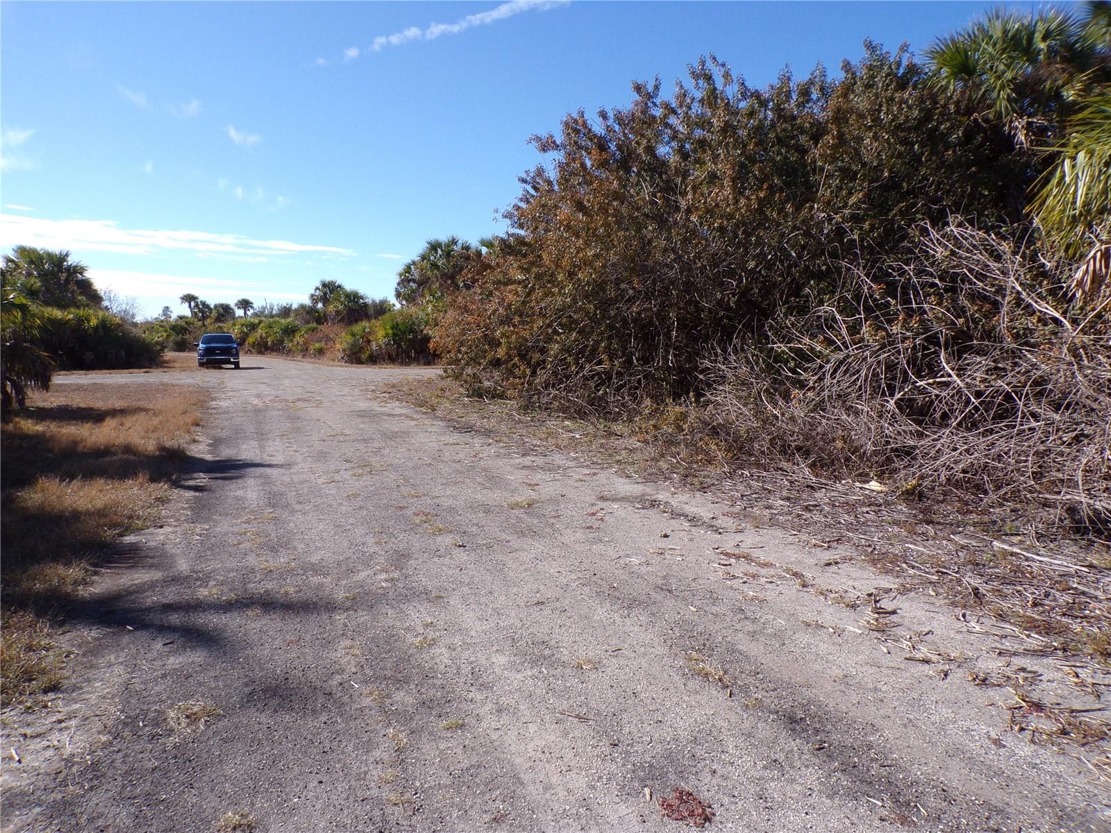 Crimsonglory Rd Property Photo 9
