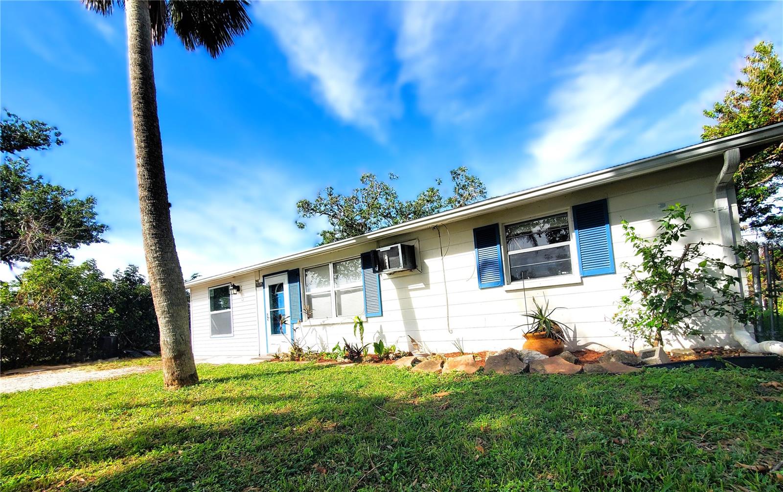 8362 Osprey Rd Property Photo 3