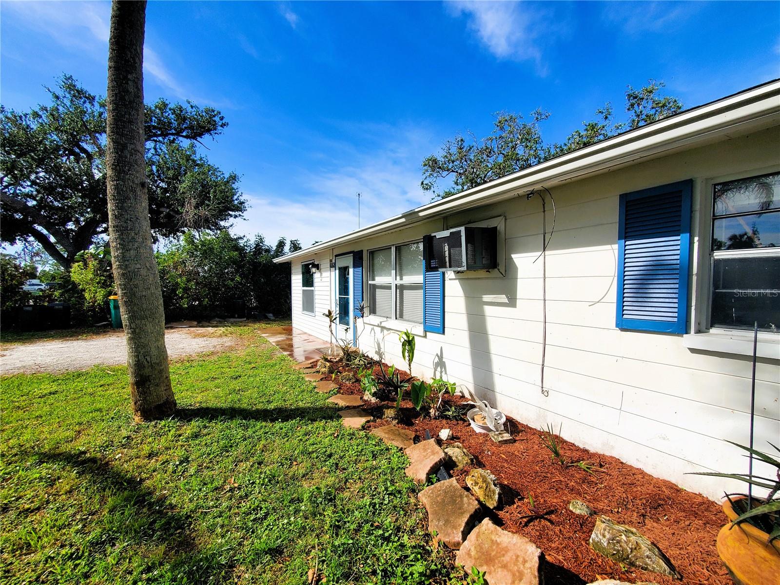8362 Osprey Rd Property Photo 4