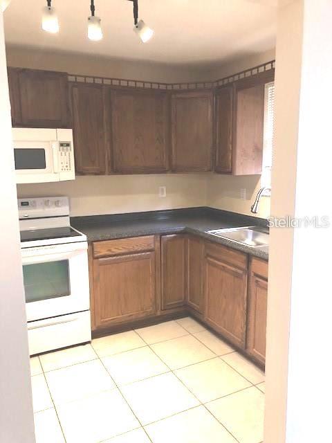 232 Bamboo Dr #a Property Photo 9