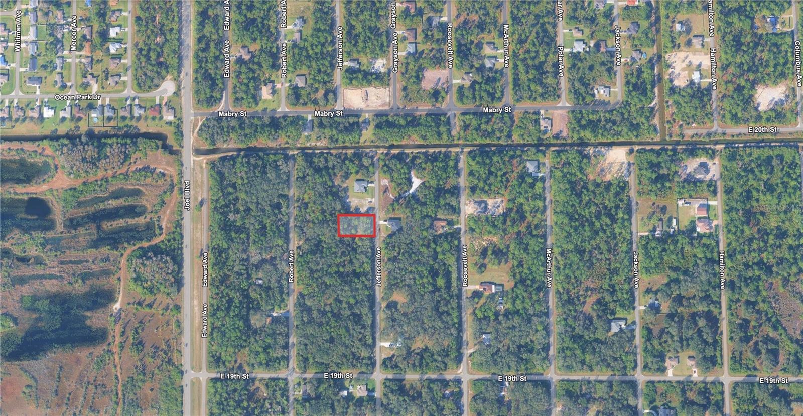 1915 JEFFERSON AVE Property Photo 1