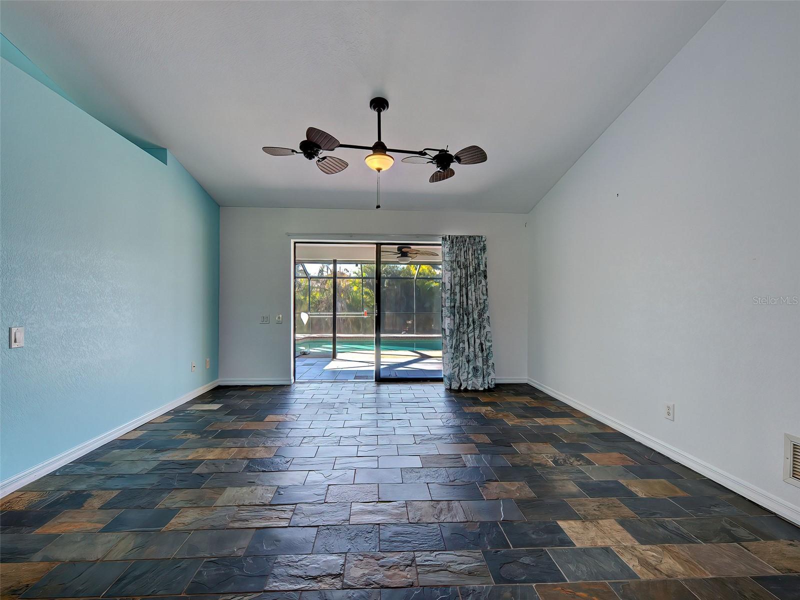 2301 Via Veneto Dr Property Photo 11