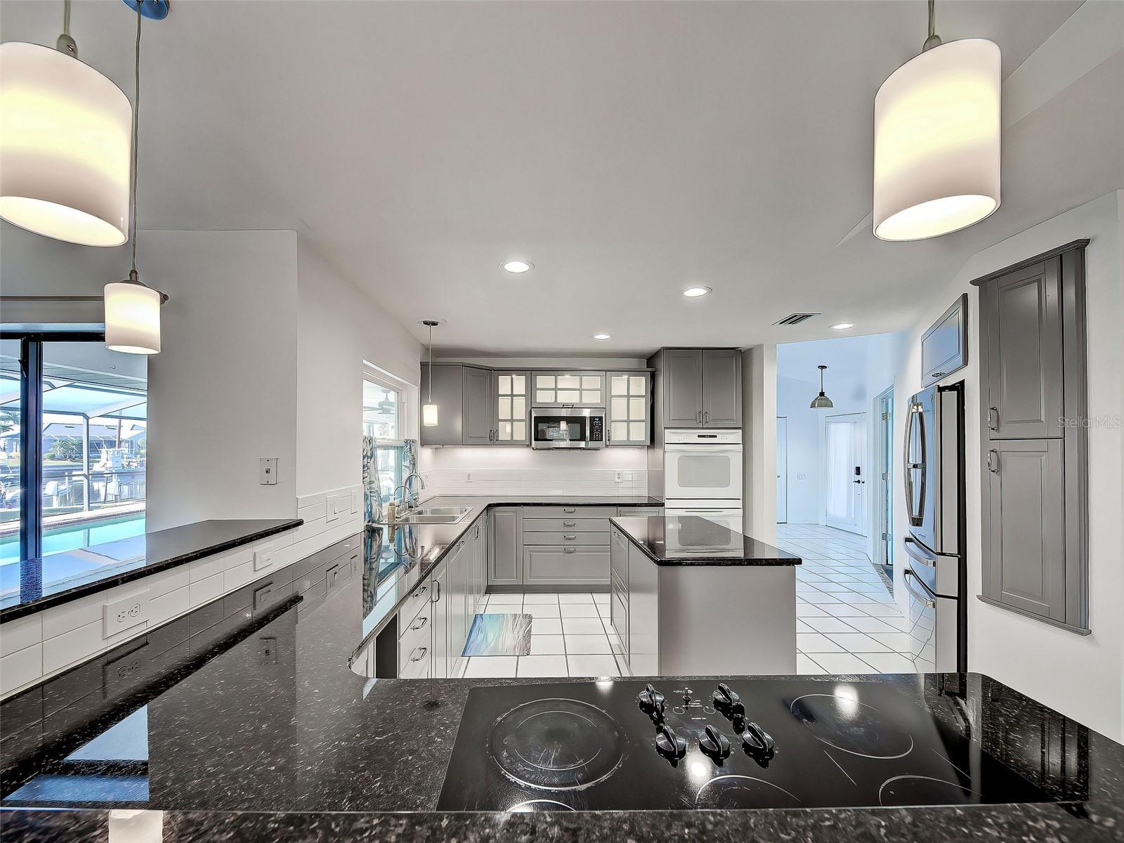 2301 Via Veneto Dr Property Photo 26