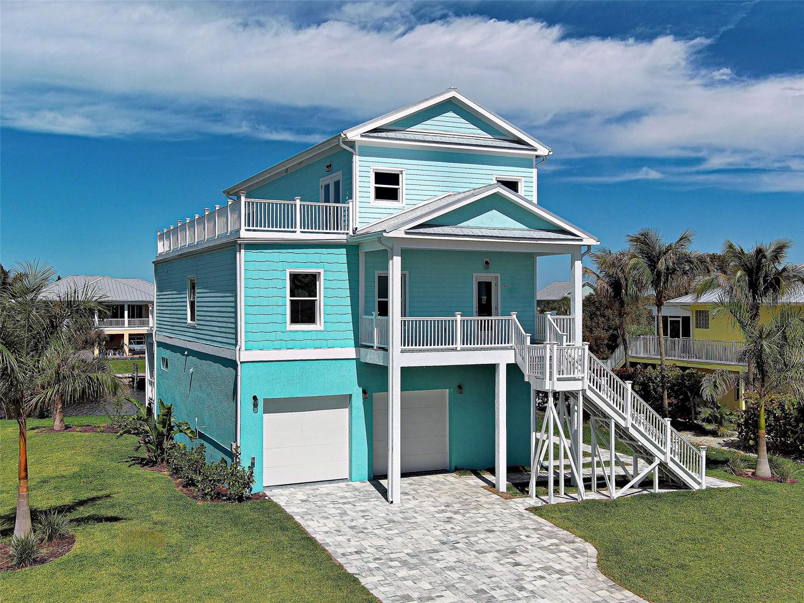 13095 Via Cassia Property Photo 2
