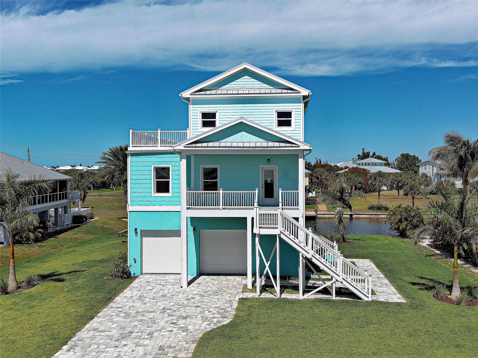 13095 Via Cassia Property Photo 3